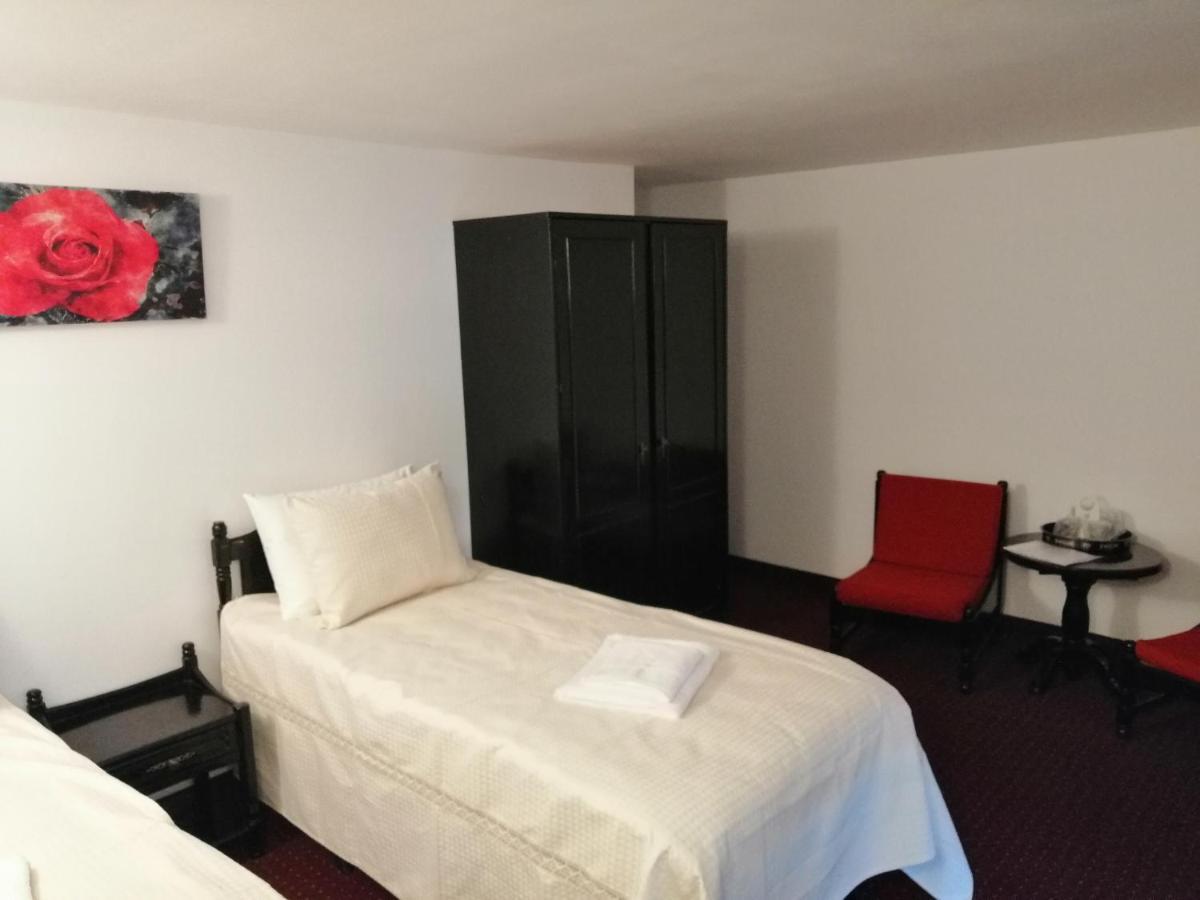 Copou Inn Iasi Luaran gambar