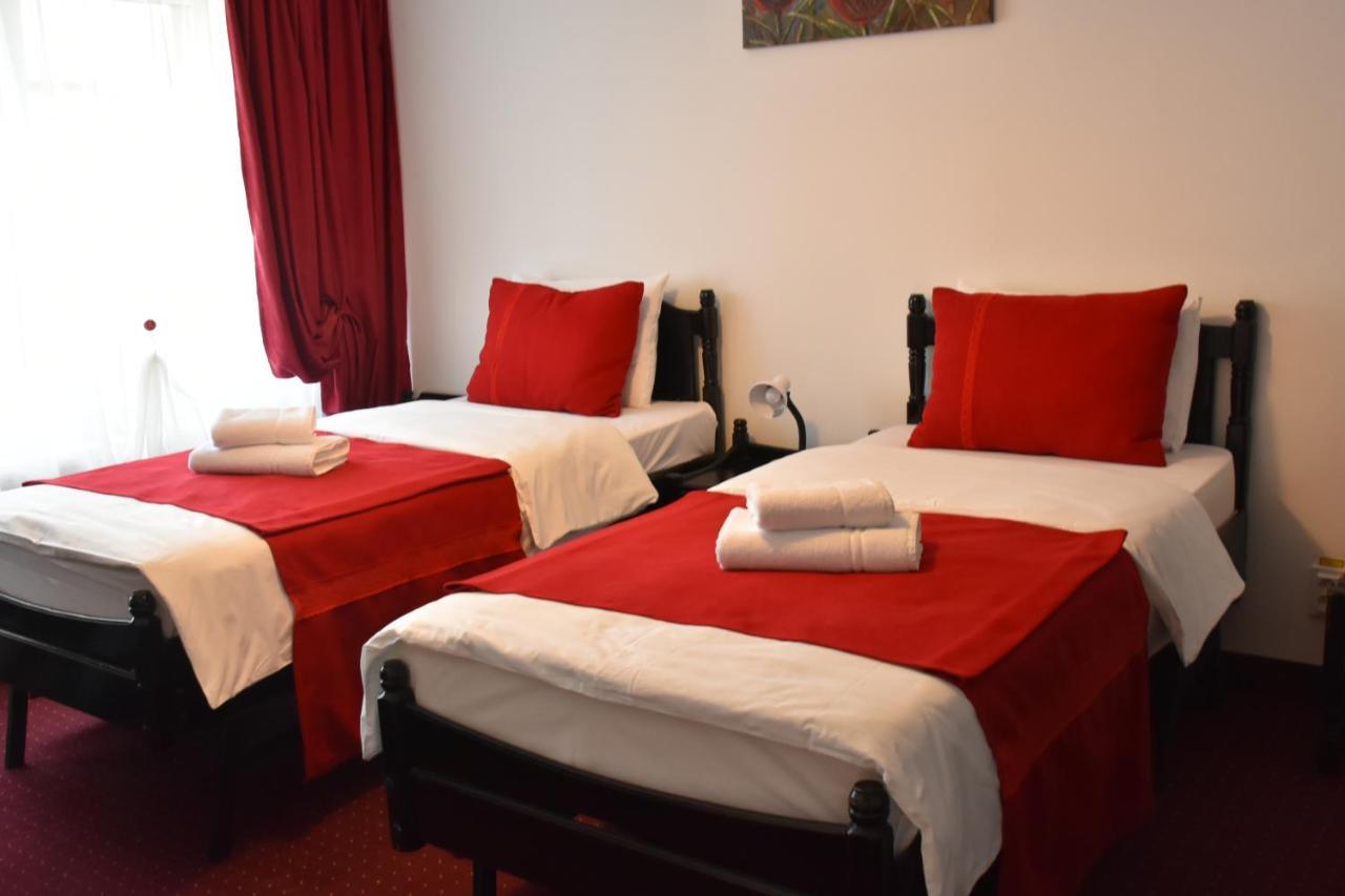 Copou Inn Iasi Luaran gambar